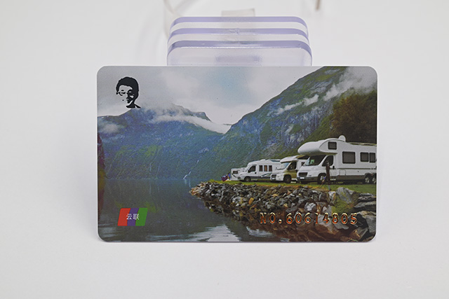 芯片卡与磁条卡之间有什么区别，，，，，这个是我们需要相识的